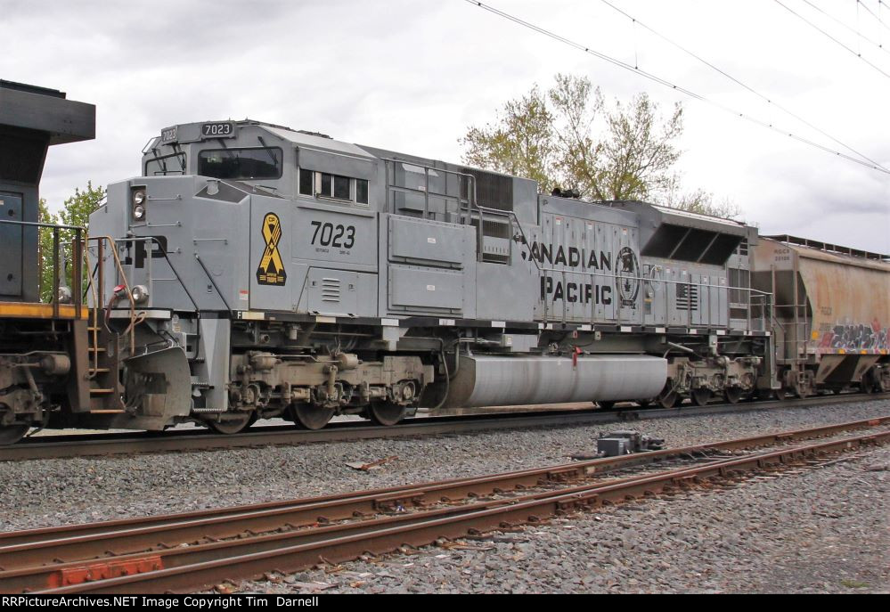 CP 7023 on Q410